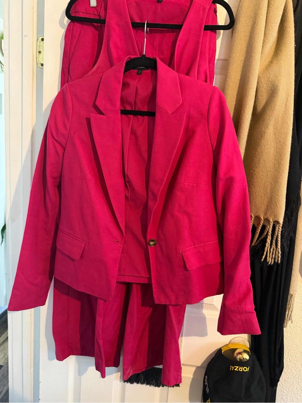 Express Women's Bright Pink Blazer linen